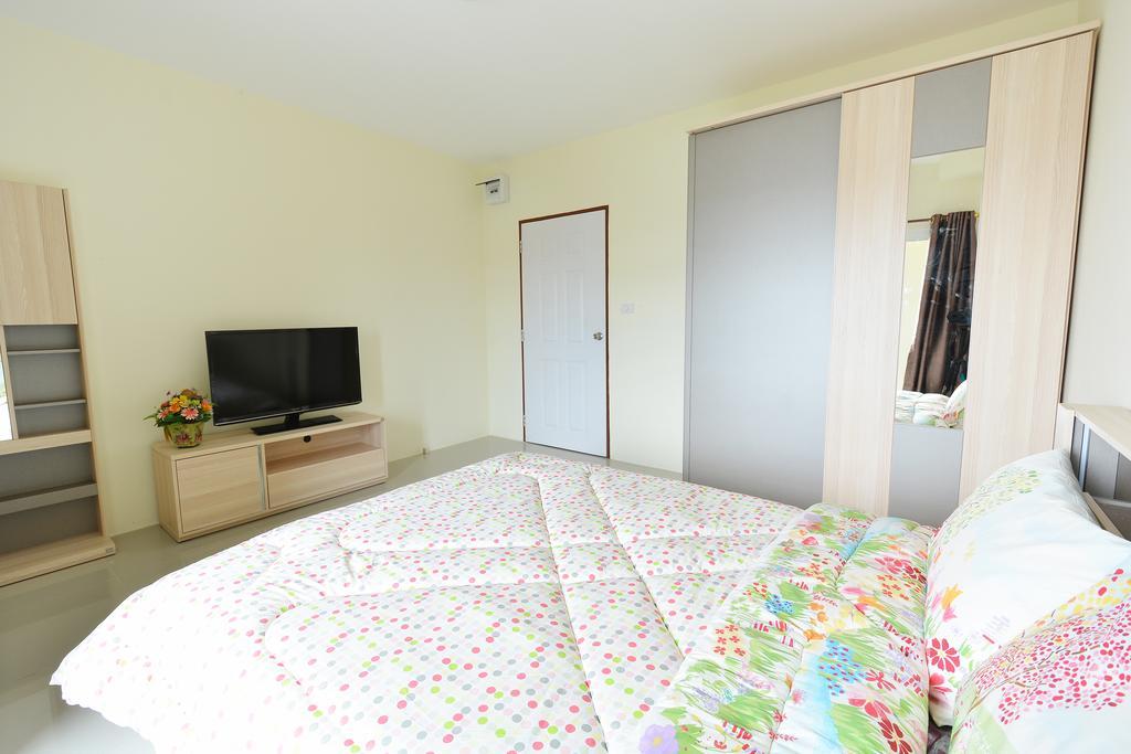 42 Place Bangkok Rom bilde
